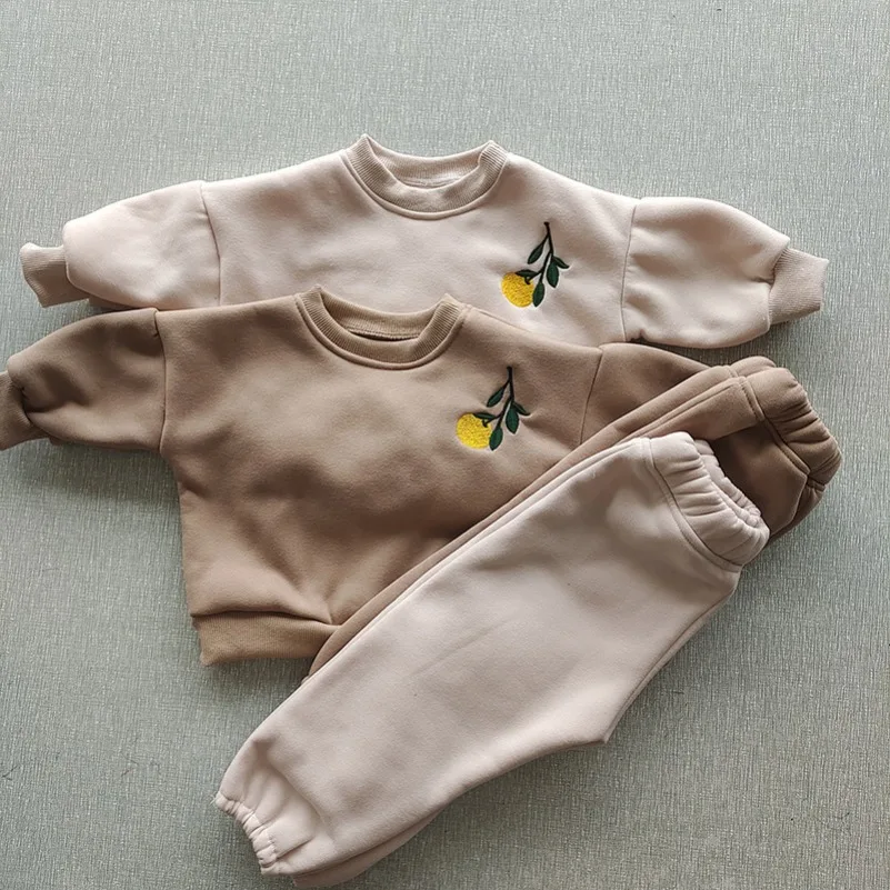 Winter Clothing Activities For Toddlers - Bebê menina velo pulôver topos +