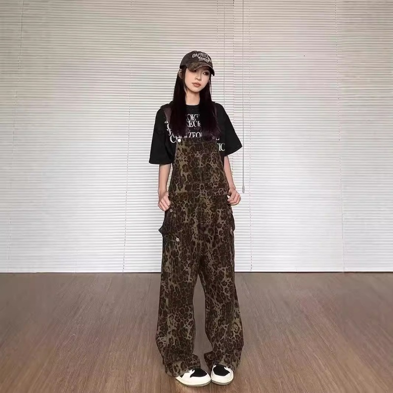 Macacão Jeans Feminino Estampa - Winter Clothing Trends 2026 avaliação e preço